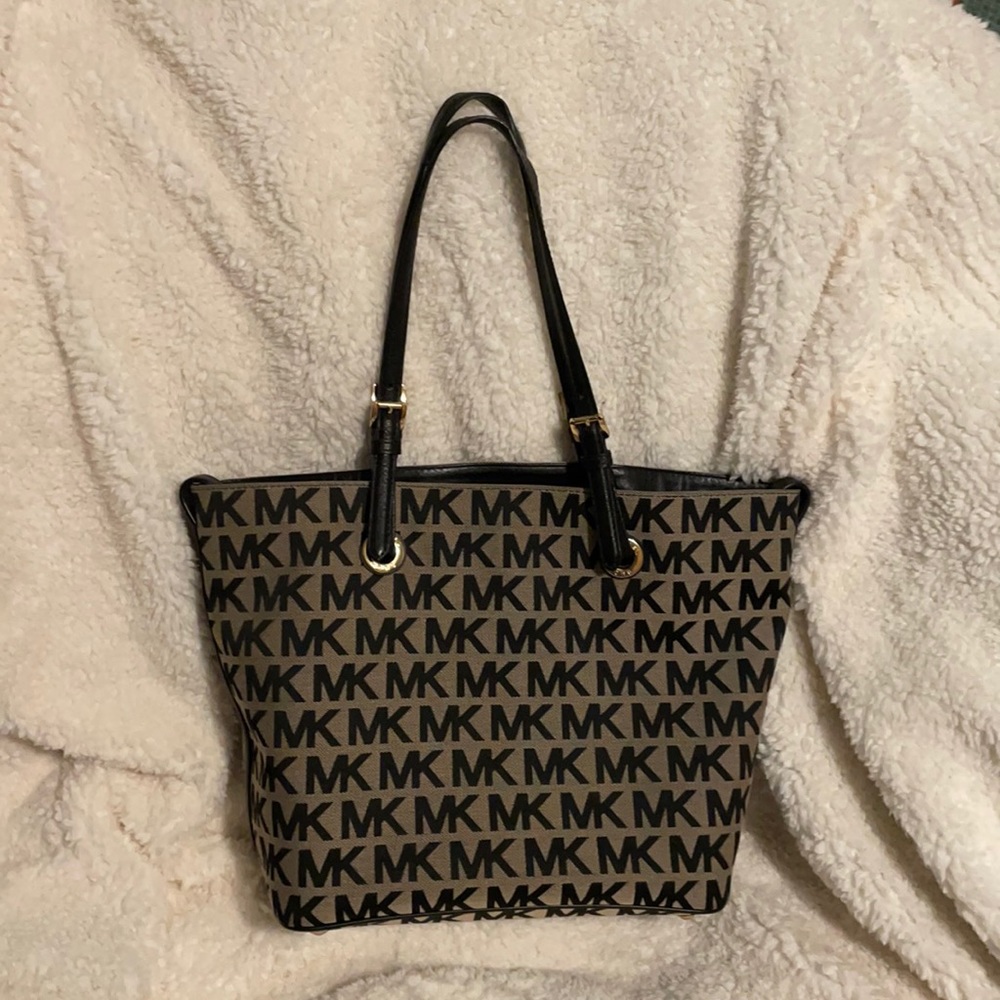 Authentic✨Michael Kors Jetsetter Tote Shoulder Bag